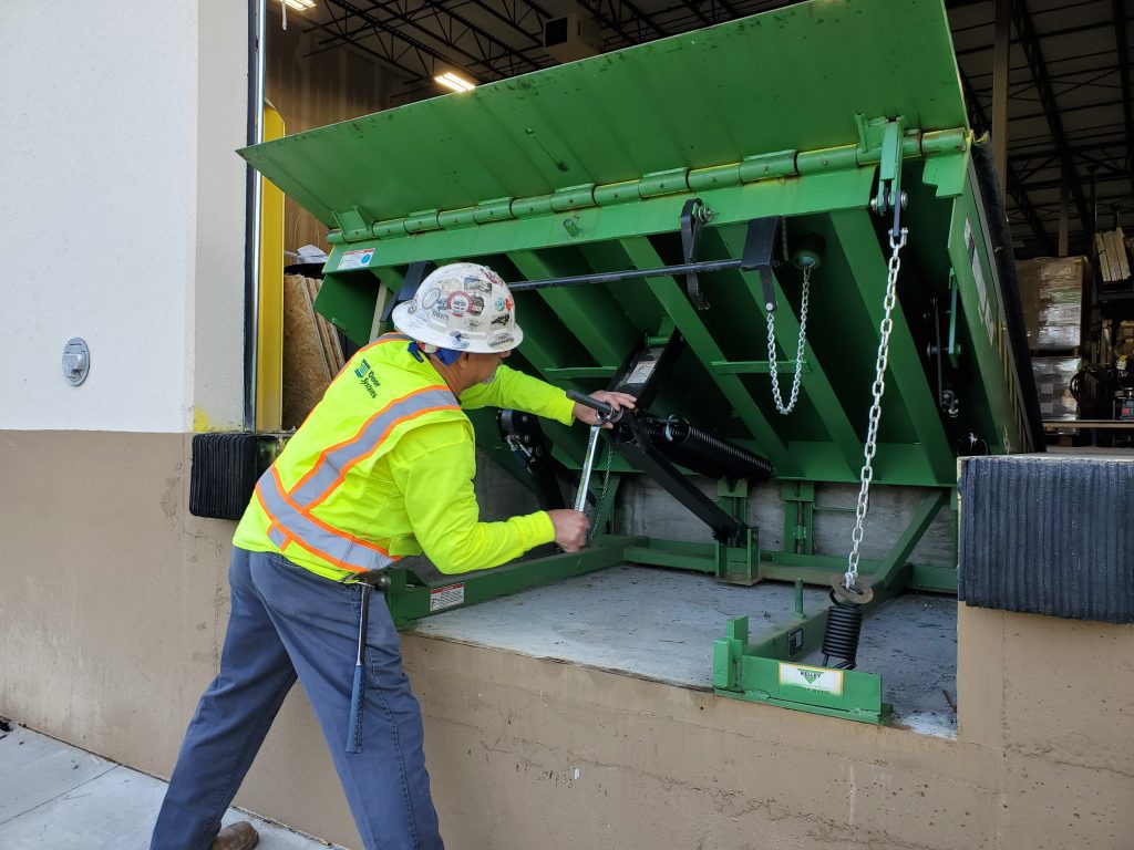 هزینه تعمیر داک لولر چقدر است؟