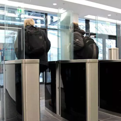 گیت کنترل تردد فرودگاهی